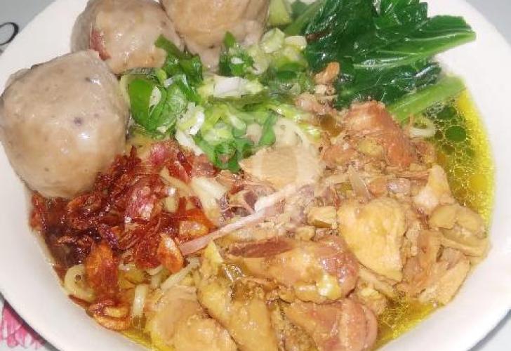 Miraos Mie Ayam Dan Bakso: Santapan Hangat yang Menghangatkan Jiwa di Cilacap